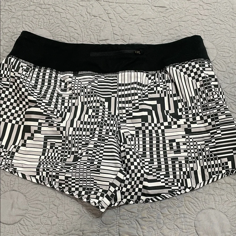 Nike Black and White Geometric Athletic Shorts